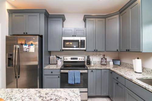 2923Sullivanstr-0250