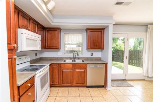 2933Sandersville-0137