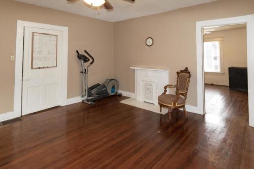 3232ndSt-0024