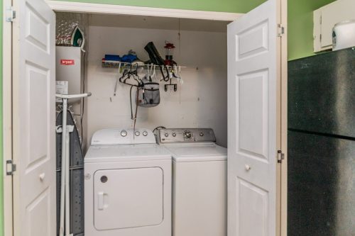 3325Featherston-0026