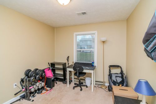 3325Featherston-0050