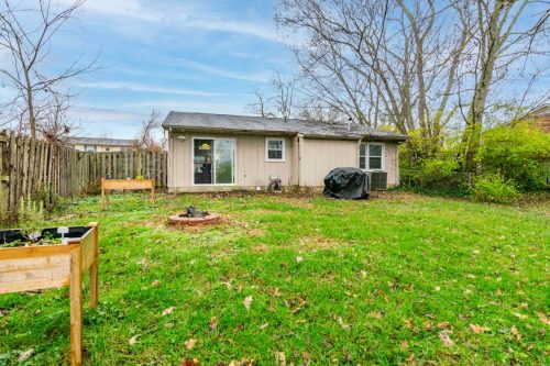 3325Featherston-0066