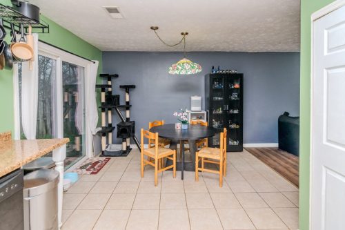 3325Featherston-0075