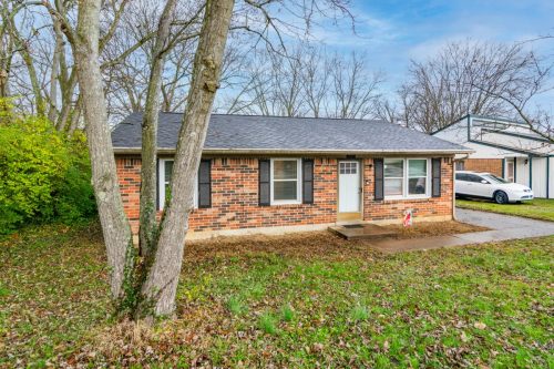 3325Featherston-0078