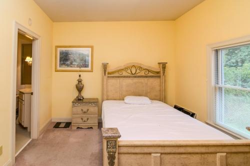 3421ChestnutHill-0135