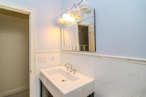 3421ChestnutHill-0154