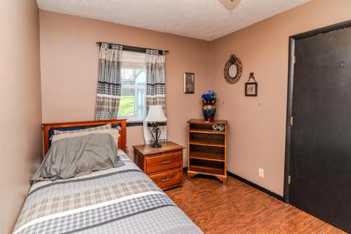 3564BoldBidder-0080