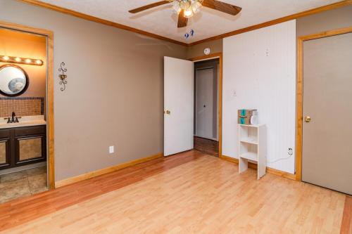 3564BoldBidder-0094
