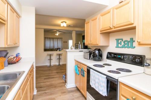 363Furlong-0166
