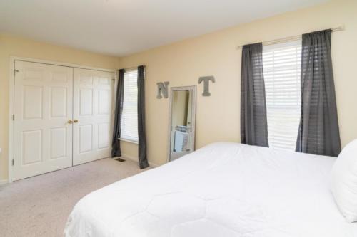 363Furlong-0201