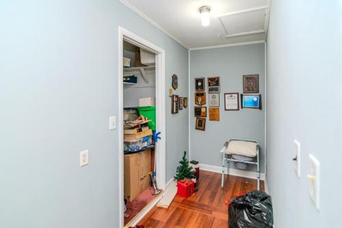 3750Becknerville-0111