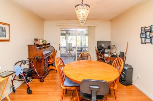 3750Becknerville-0124