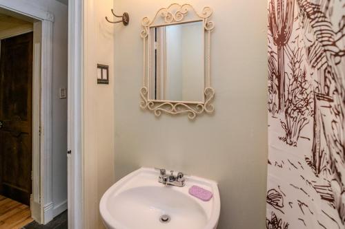 3817Hwy421-0436