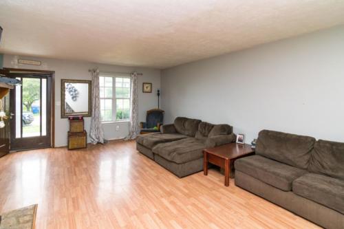 416CountryClub-0033