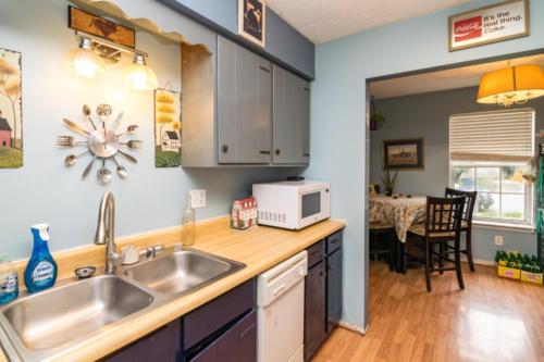 416CountryClub-0054