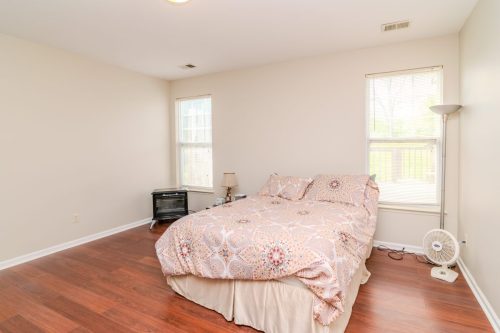 425Village-0064