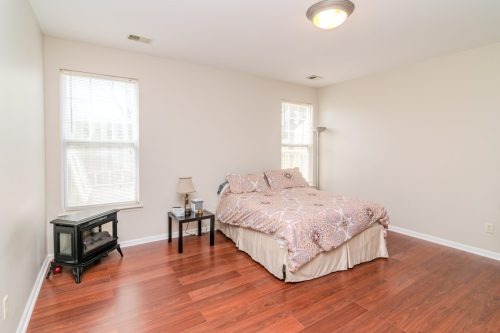 425Village-0068