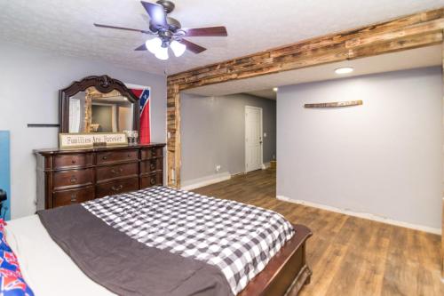 438Bailey-0106