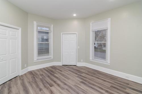 438Sycamore-0010