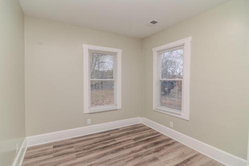438Sycamore-0030