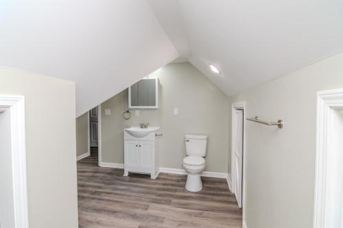 438Sycamore-0064