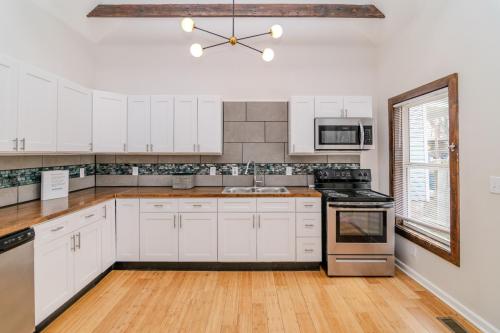 441E7th-0008