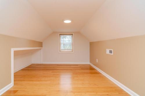 441E7th-0024