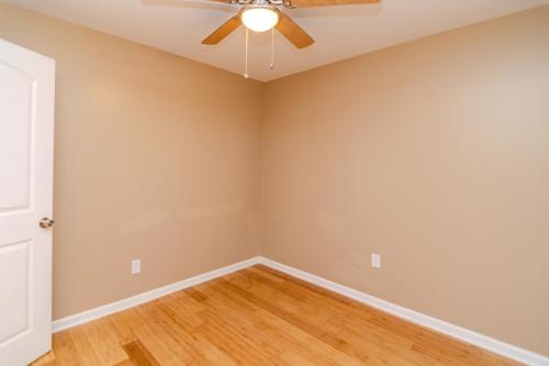 441E7th-0057