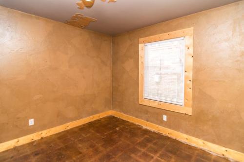557NLimestone3-0099