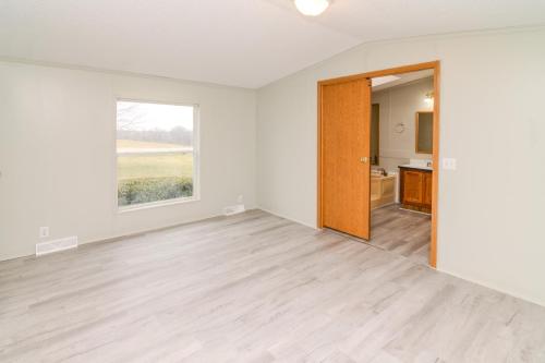 6351Moorefield-0112