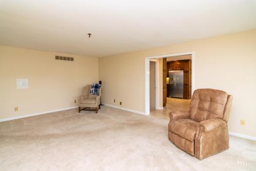 694James-0185