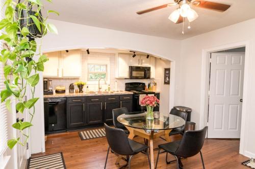700Addison-0018
