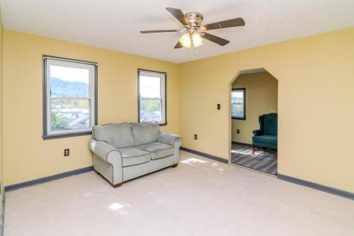 707Poplar-0232