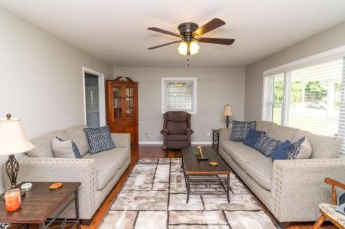 708Parkside-0009