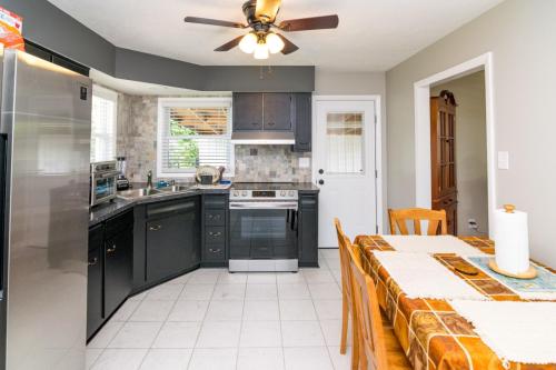 708Parkside-0059