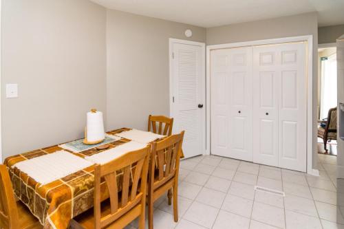 708Parkside-0064
