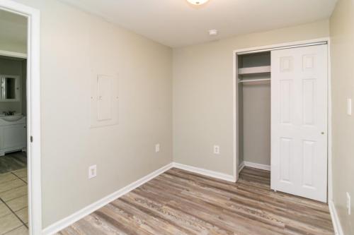 734NBroadway-0241