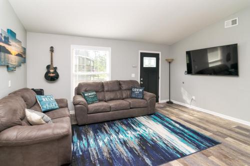 840HarborSprings-0010