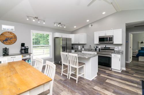 840HarborSprings-0018