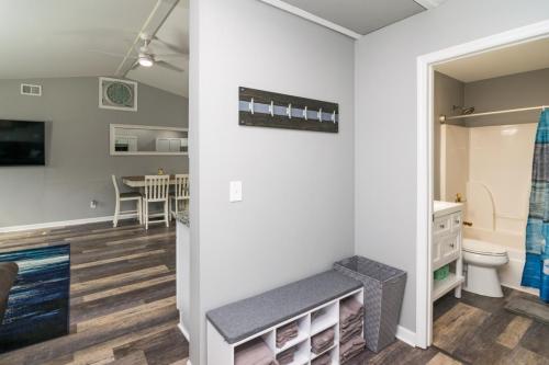 840HarborSprings-0075