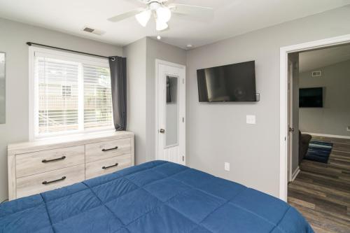 840HarborSprings-0099