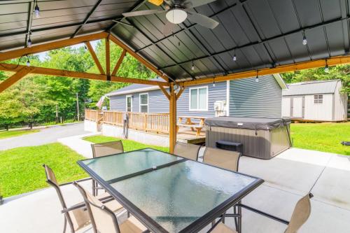 840HarborSprings-0119