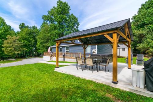 840HarborSprings-0126