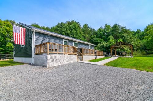 840HarborSprings-0138