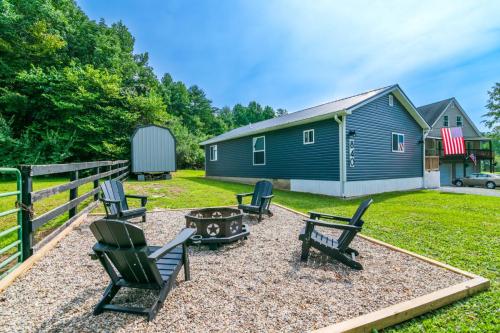 840HarborSprings-0150