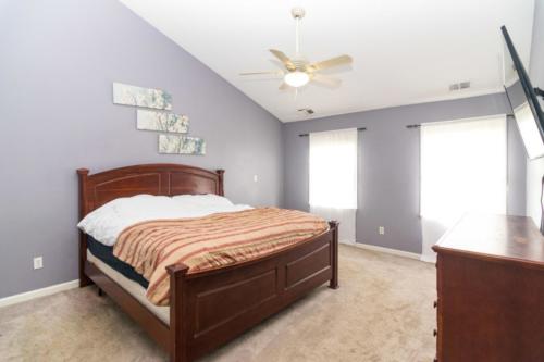 892Spyglass-0199