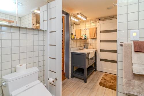 906ELakeshore-0221